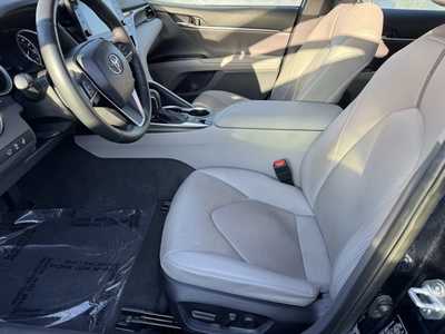 2022 Toyota Camry, $30999. Photo 4