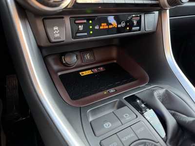 2025 Toyota RAV4, $42999. Photo 10