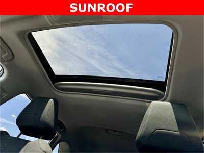 2022 Toyota RAV4, $30999. Photo 4