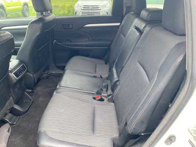 2014 Toyota Highlander, $14991. Photo 11