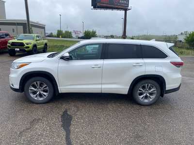 2014 Toyota Highlander, $14991. Photo 4