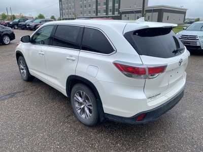 2014 Toyota Highlander, $14991. Photo 5