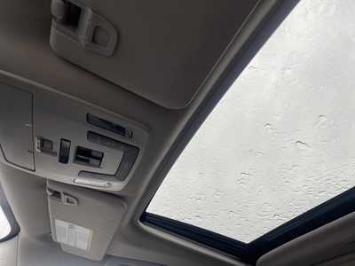 2023 Toyota Sienna, $42500. Photo 12