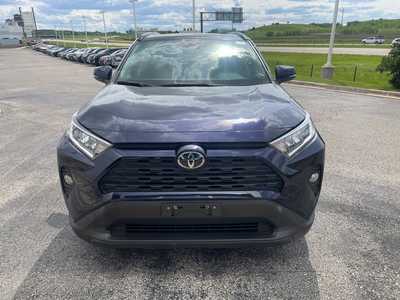 2021 Toyota RAV4, $33299. Photo 2