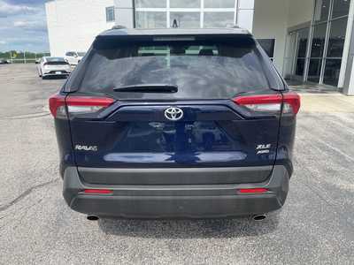 2021 Toyota RAV4, $33299. Photo 6