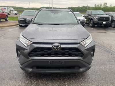 2020 Toyota RAV4, $28000. Photo 2