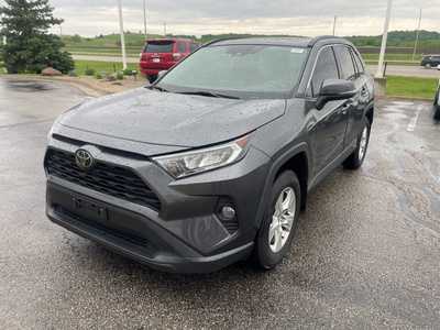 2020 Toyota RAV4, $28000. Photo 3