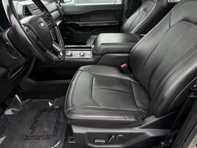 2021 Ford Expedition Max, $38500. Photo 5