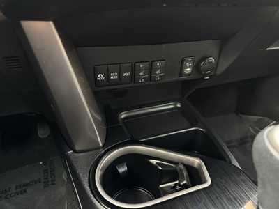 2016 Toyota RAV4, $25000. Photo 10