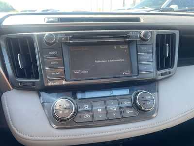 2015 Toyota RAV4, $13500. Photo 11