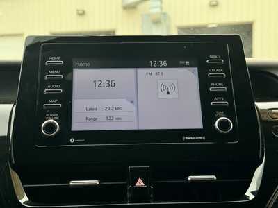 2021 Toyota Camry, $22500. Photo 2