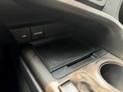 2021 Toyota Camry, $22500. Photo 9