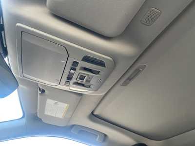 2022 Toyota Highlander, $46500. Photo 12