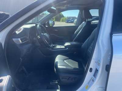 2022 Toyota Highlander, $46500. Photo 9