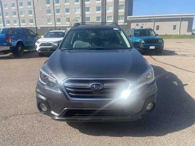 2019 Subaru Outback, $18500. Photo 2