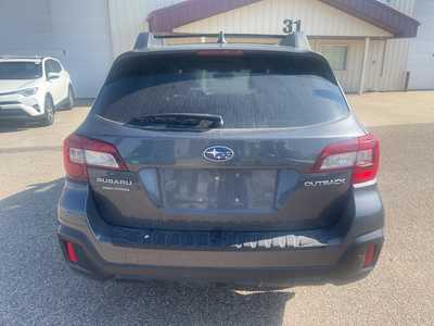 2019 Subaru Outback, $18500. Photo 6