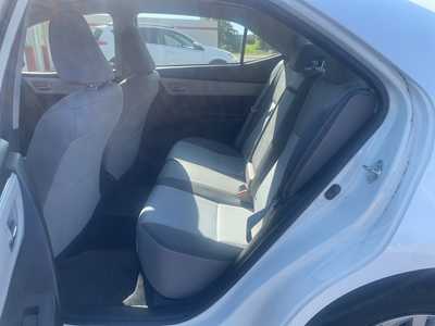 2017 Toyota Corolla, $16000. Photo 10