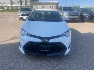 2017 Toyota Corolla, $16000. Photo 2