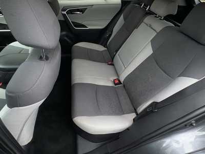 2021 Toyota RAV4, $31799. Photo 5