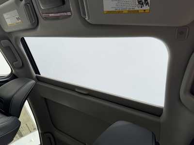2025 Toyota Prius, $37484. Photo 5