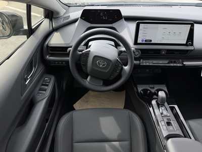 2025 Toyota Prius, $37484. Photo 7