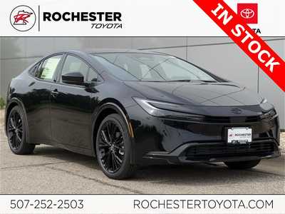 2025 Toyota Prius, $37484. Photo 1