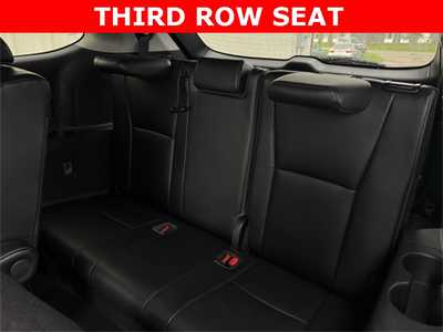 2022 Toyota Highlander, $40999. Photo 7