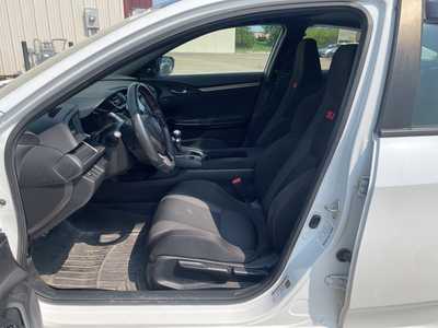 2019 Honda Civic, $23000. Photo 9