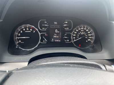 2020 Toyota Tundra Crew Cab, $42000. Photo 12