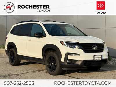 2022 Honda Pilot, $31500. Photo 1