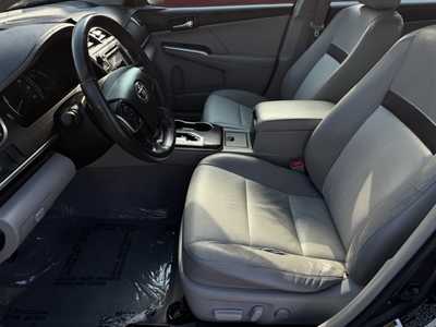 2012 Toyota Camry, $10500. Photo 4