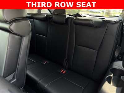 2022 Toyota Highlander, $37999. Photo 8