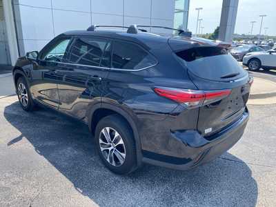 2022 Toyota Highlander, $42500. Photo 5