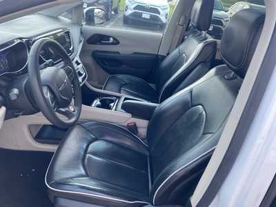 2023 Chrysler Pacifica, $31500. Photo 9