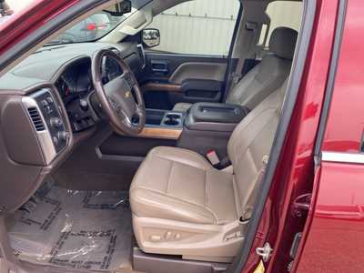 2016 Chevrolet 1500 Crew Cab, $28000. Photo 9