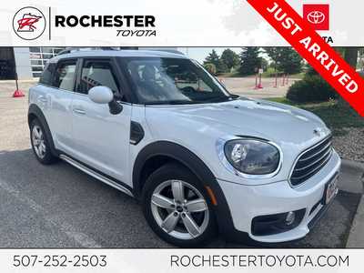 2019 MINI Cooper Countryman, $16000. Photo 1