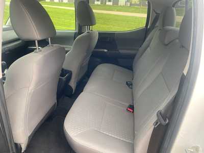 2022 Toyota Tacoma, $37500. Photo 11