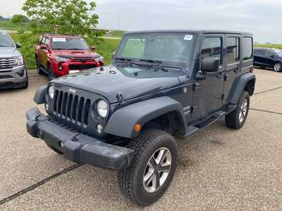 2017 Jeep Wrangler Unlimited, $13500. Photo 3