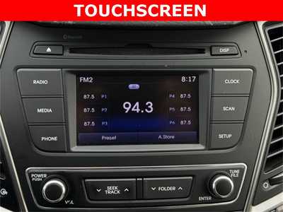 2018 Hyundai Santa Fe, $11790. Photo 2
