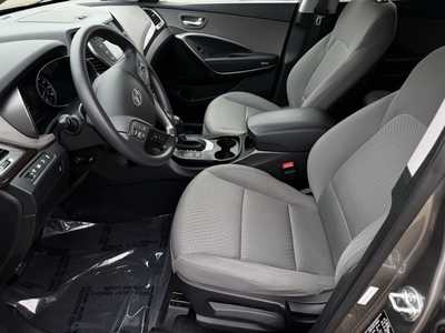 2018 Hyundai Santa Fe, $11790. Photo 4