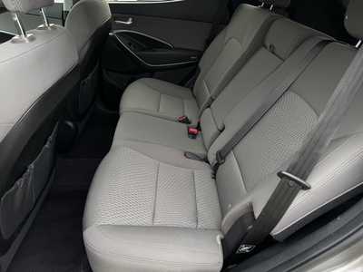 2018 Hyundai Santa Fe, $11790. Photo 5
