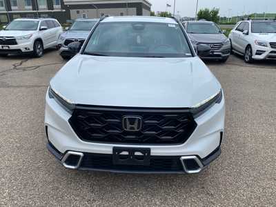2024 Honda CR-V, $38000. Photo 2