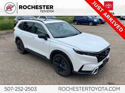 2024 Honda CR-V, $38000. Photo 1