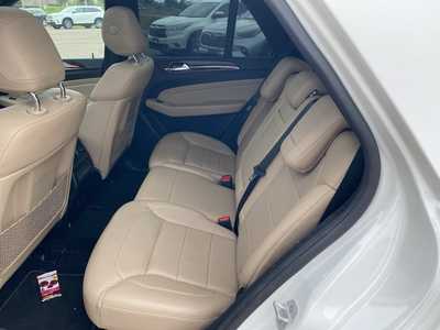 2015 Mercedes-Benz M-Class, $14500. Photo 11