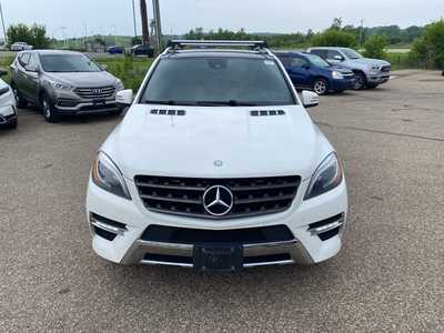 2015 Mercedes-Benz M-Class, $14500. Photo 2