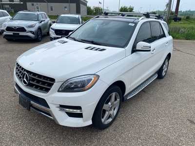 2015 Mercedes-Benz M-Class, $14500. Photo 3