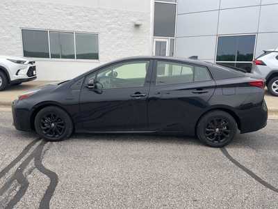 2022 Toyota Prius, $30000. Photo 4
