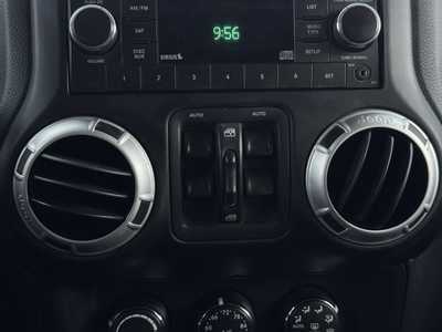 2012 Jeep Wrangler Unlimited, $9390. Photo 7