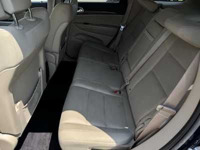 2016 Jeep Grand Cherokee, $10000. Photo 4