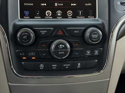 2016 Jeep Grand Cherokee, $10000. Photo 7